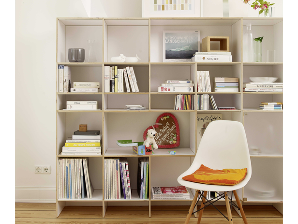 Zeitlos elegante Möbel im Bauhausstil für Bücher, Zeitschriften, Schallplatten und mehr